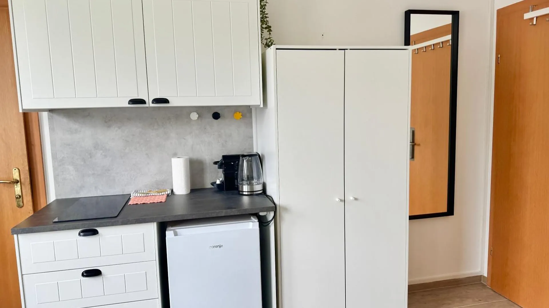 City Suites with Fitness & Free Parking Wien 0*,  Österrike